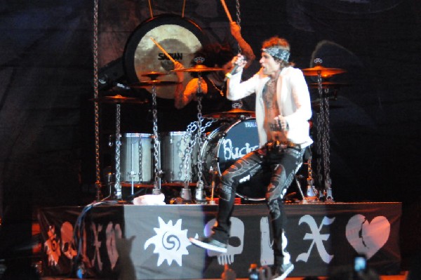 Buck Cherry at the Verizon Wireless Amphitheater, Selma, Texas