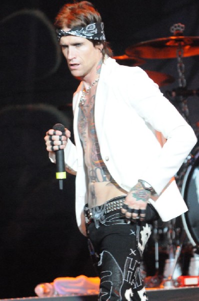 Buck Cherry at the Verizon Wireless Amphitheater, Selma, Texas