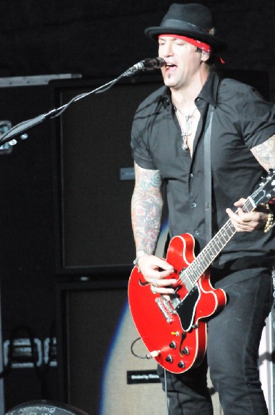 Buck Cherry at the Verizon Wireless Amphitheater, Selma, Texas