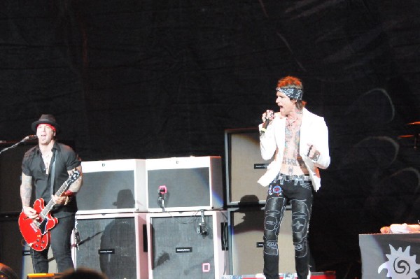 Buck Cherry at the Verizon Wireless Amphitheater, Selma, Texas