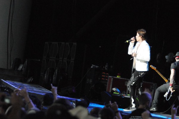 Buck Cherry at the Verizon Wireless Amphitheater, Selma, Texas