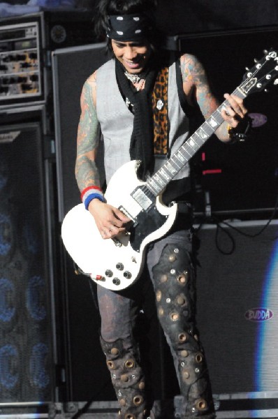 Buck Cherry at the Verizon Wireless Amphitheater, Selma, Texas