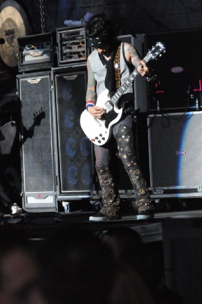 Buck Cherry at the Verizon Wireless Amphitheater, Selma, Texas