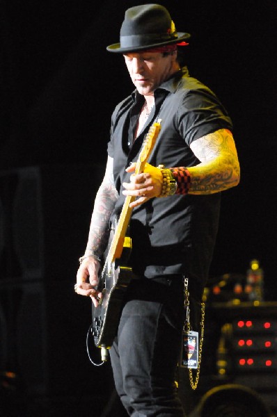 Buck Cherry at the Verizon Wireless Amphitheater, Selma, Texas