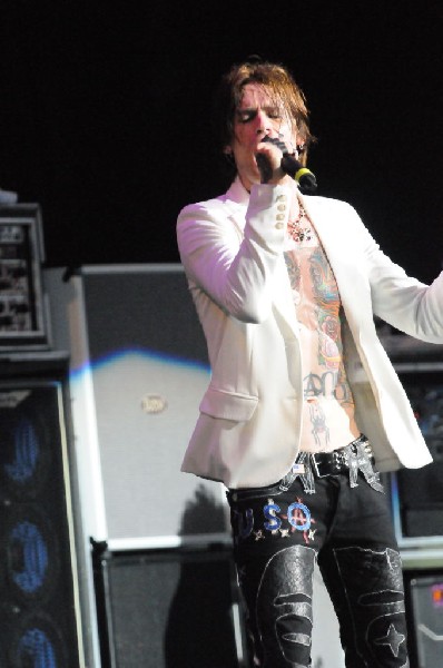 Buck Cherry at the Verizon Wireless Amphitheater, Selma, Texas