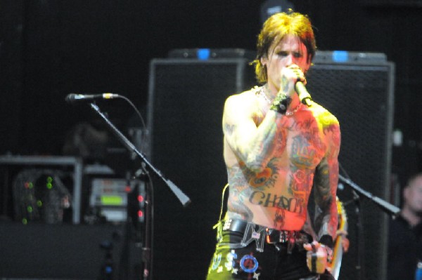 Buck Cherry at the Verizon Wireless Amphitheater, Selma, Texas