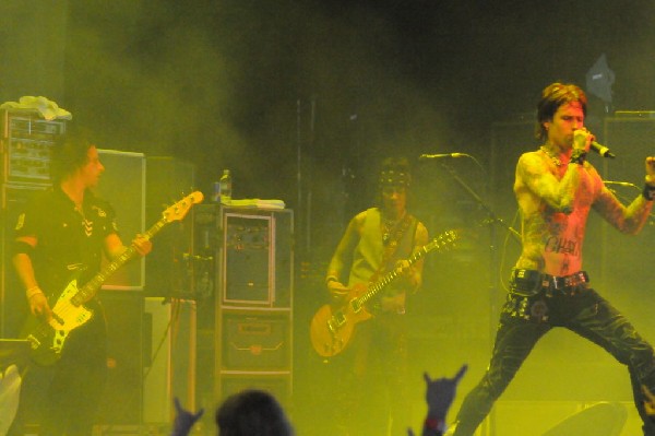 Buck Cherry at the Verizon Wireless Amphitheater, Selma, Texas