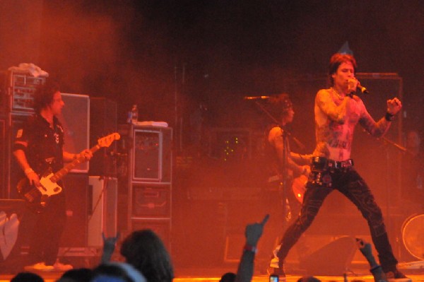 Buck Cherry at the Verizon Wireless Amphitheater, Selma, Texas