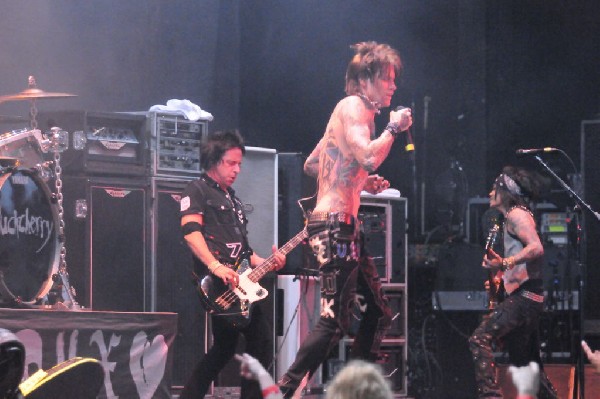 Buck Cherry at the Verizon Wireless Amphitheater, Selma, Texas