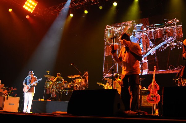Carlos Santana at the Verizon Wireless Amphitheater