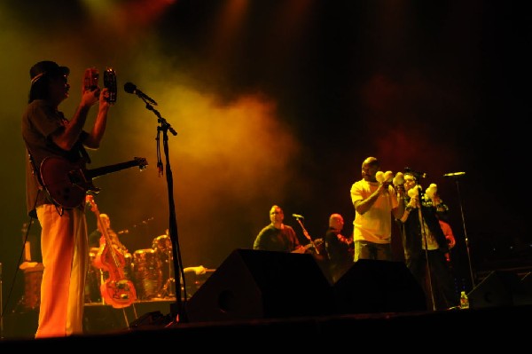 Carlos Santana at the Verizon Wireless Amphitheater