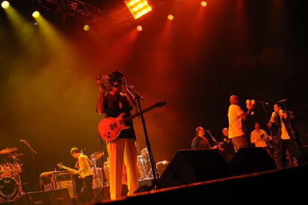 Carlos Santana at the Verizon Wireless Amphitheater