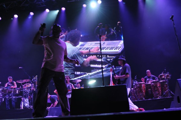 Carlos Santana at the Verizon Wireless Amphitheater