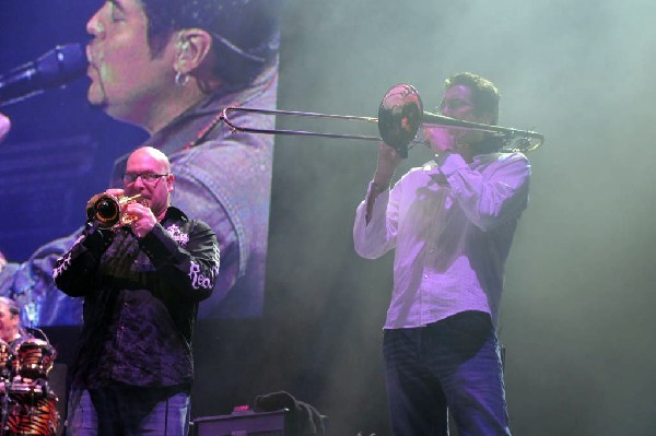 Carlos Santana at the Verizon Wireless Amphitheater