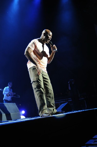 Carlos Santana at the Verizon Wireless Amphitheater