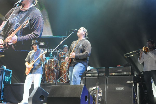 Carlos Santana at the Verizon Wireless Amphitheater