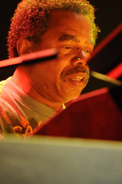 Carlos Santana at the Verizon Wireless Amphitheater