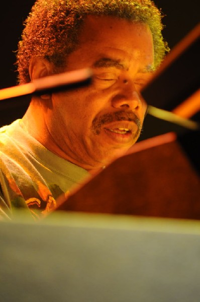 Carlos Santana at the Verizon Wireless Amphitheater