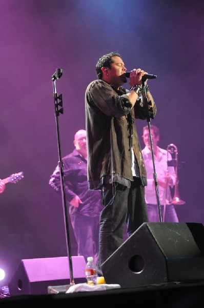 Carlos Santana at the Verizon Wireless Amphitheater