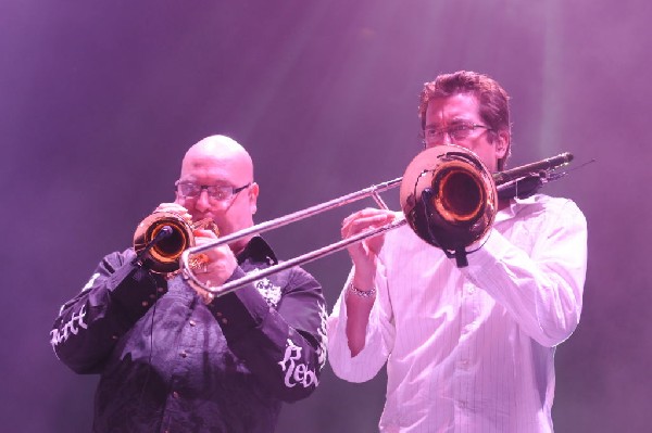 Carlos Santana at the Verizon Wireless Amphitheater