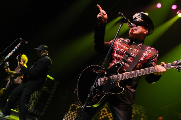 Cheap Trick at ACL Live at the Moody Theater, Austin, Texas 07/29/2012 - ph