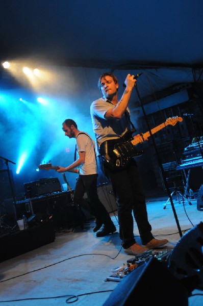 Cold War Kids at Stubb's BarBQ, Austin, Texas April 1, 2011 - photo by jeff