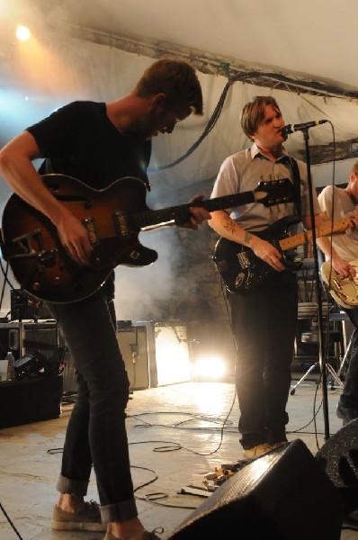 Cold War Kids at Stubb's BarBQ, Austin, Texas April 1, 2011 - photo by jeff