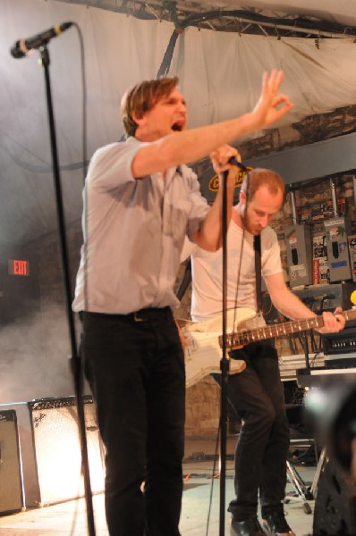 Cold War Kids at Stubb's BarBQ, Austin, Texas April 1, 2011 - photo by jeff