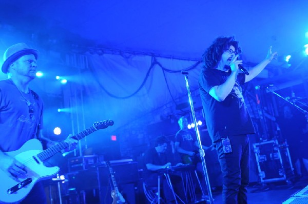 Counting Crows at Stubb's BarBQ, Austin, TX 11/10/12 - photo by Jeff Barrin