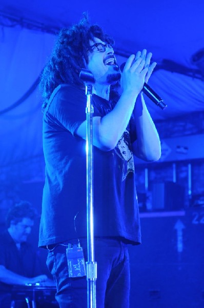 Counting Crows at Stubb's BarBQ, Austin, TX 11/10/12 - photo by Jeff Barrin