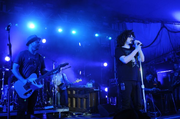 Counting Crows at Stubb's BarBQ, Austin, TX 11/10/12 - photo by Jeff Barrin