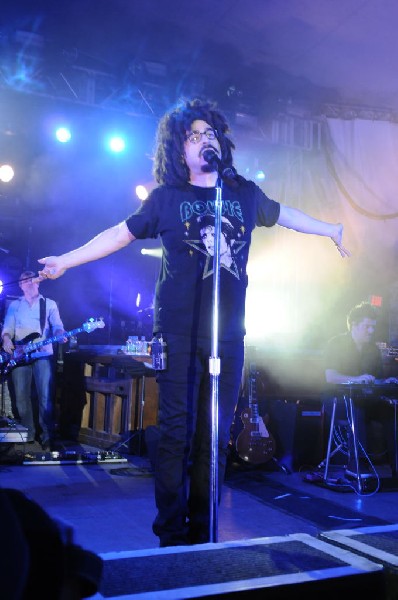 Counting Crows at Stubb's BarBQ, Austin, TX 11/10/12 - photo by Jeff Barrin