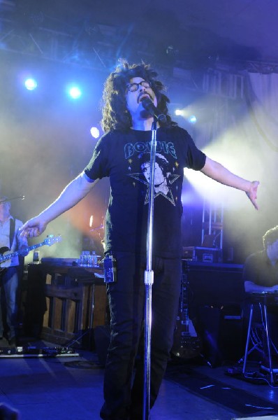 Counting Crows at Stubb's BarBQ, Austin, TX 11/10/12 - photo by Jeff Barrin