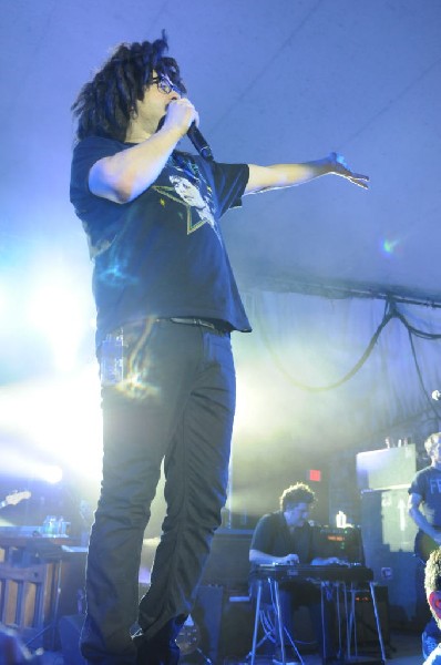 Counting Crows at Stubb's BarBQ, Austin, TX 11/10/12 - photo by Jeff Barrin