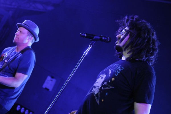 Counting Crows at Stubb's BarBQ, Austin, TX 11/10/12 - photo by Jeff Barrin