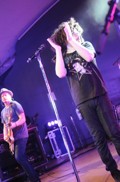 Counting Crows at Stubb's BarBQ, Austin, TX 11/10/12 - photo by Jeff Barrin