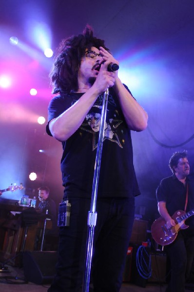 Counting Crows at Stubb's BarBQ, Austin, TX 11/10/12 - photo by Jeff Barrin