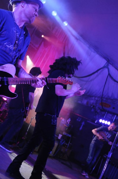 Counting Crows at Stubb's BarBQ, Austin, TX 11/10/12 - photo by Jeff Barrin