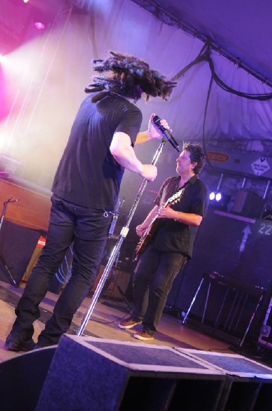 Counting Crows at Stubb's BarBQ, Austin, TX 11/10/12 - photo by Jeff Barrin