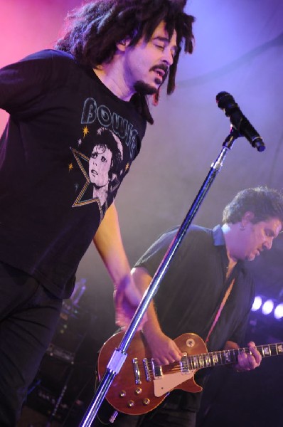 Counting Crows at Stubb's BarBQ, Austin, TX 11/10/12 - photo by Jeff Barrin