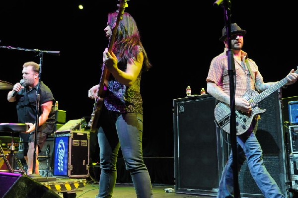 Cowboy Mouth at ACL Live at the Moody Theater, Austin, Texas 12/28/2011 - p