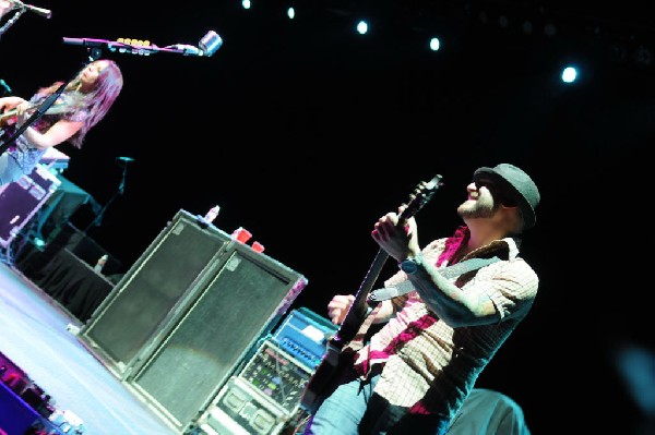 Cowboy Mouth at ACL Live at the Moody Theater, Austin, Texas 12/28/2011 - p