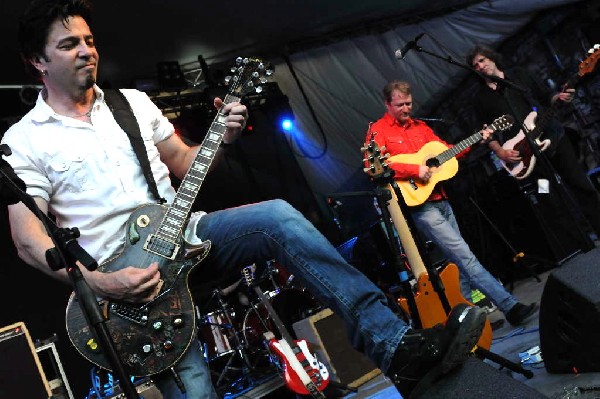 Cracker at Stubb's BarBQ, Austin, Texas 06/10/10 - photo by Jeff Barringer