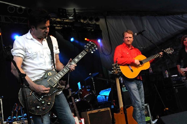 Cracker at Stubb's BarBQ, Austin, Texas 06/10/10 - photo by Jeff Barringer