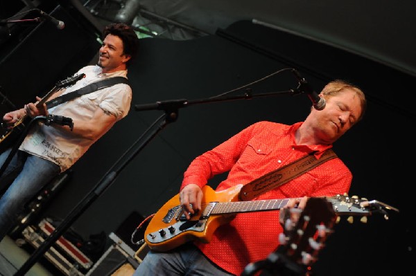 Cracker at Stubb's BarBQ, Austin, Texas 06/10/10 - photo by Jeff Barringer