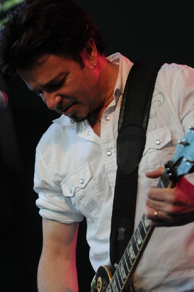 Cracker at Stubb's BarBQ, Austin, Texas 06/10/10 - photo by Jeff Barringer