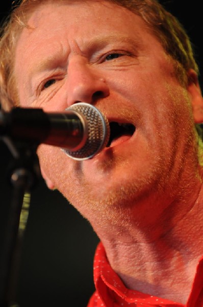 Cracker at Stubb's BarBQ, Austin, Texas 06/10/10 - photo by Jeff Barringer