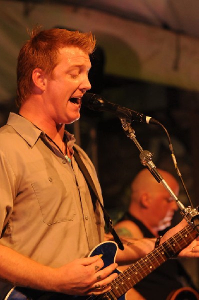 Them Crooked Vultures at Stubb's BarBQ, Austin, Texas - 10/01/09