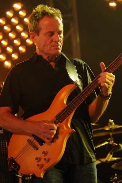 Them Crooked Vultures at Stubb's BarBQ, Austin, Texas - 10/01/09