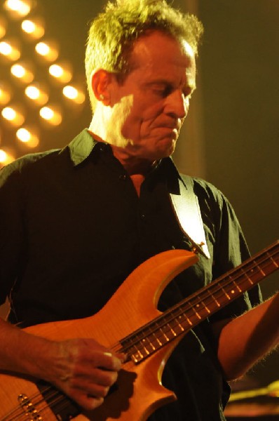 Them Crooked Vultures at Stubb's BarBQ, Austin, Texas - 10/01/09